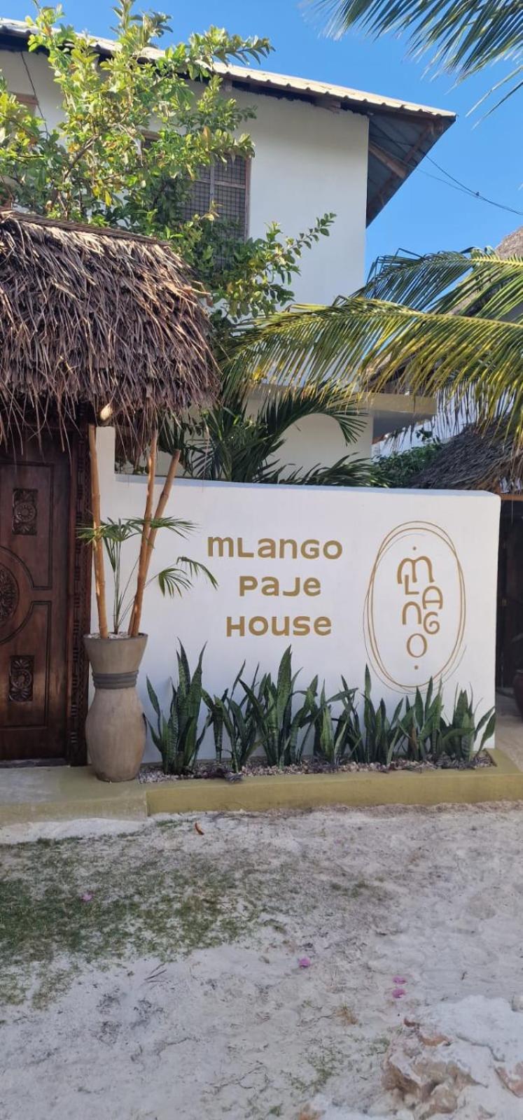 Mlango Paje House II Bed and Breakfast Buitenkant foto