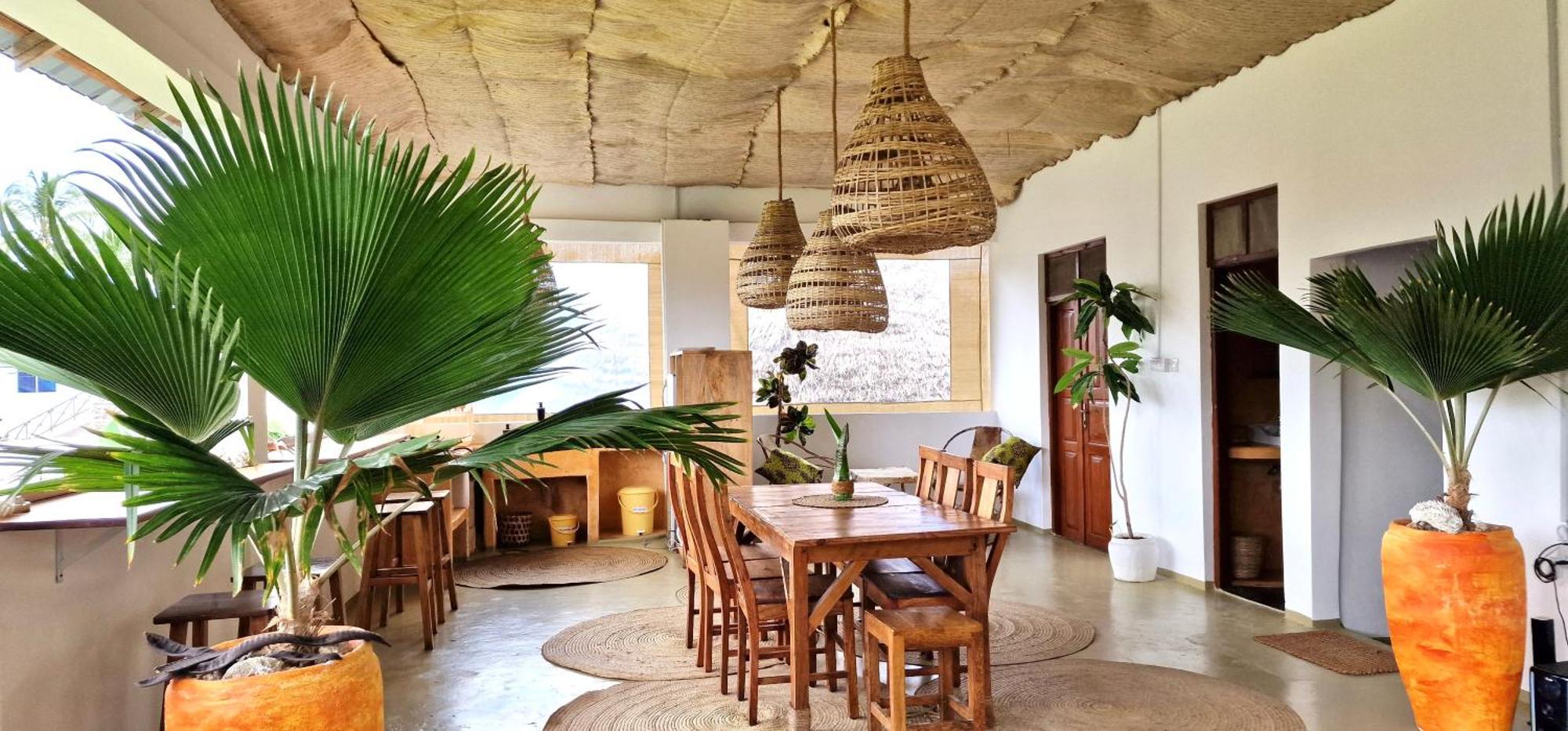 Mlango Paje House II Bed and Breakfast Buitenkant foto