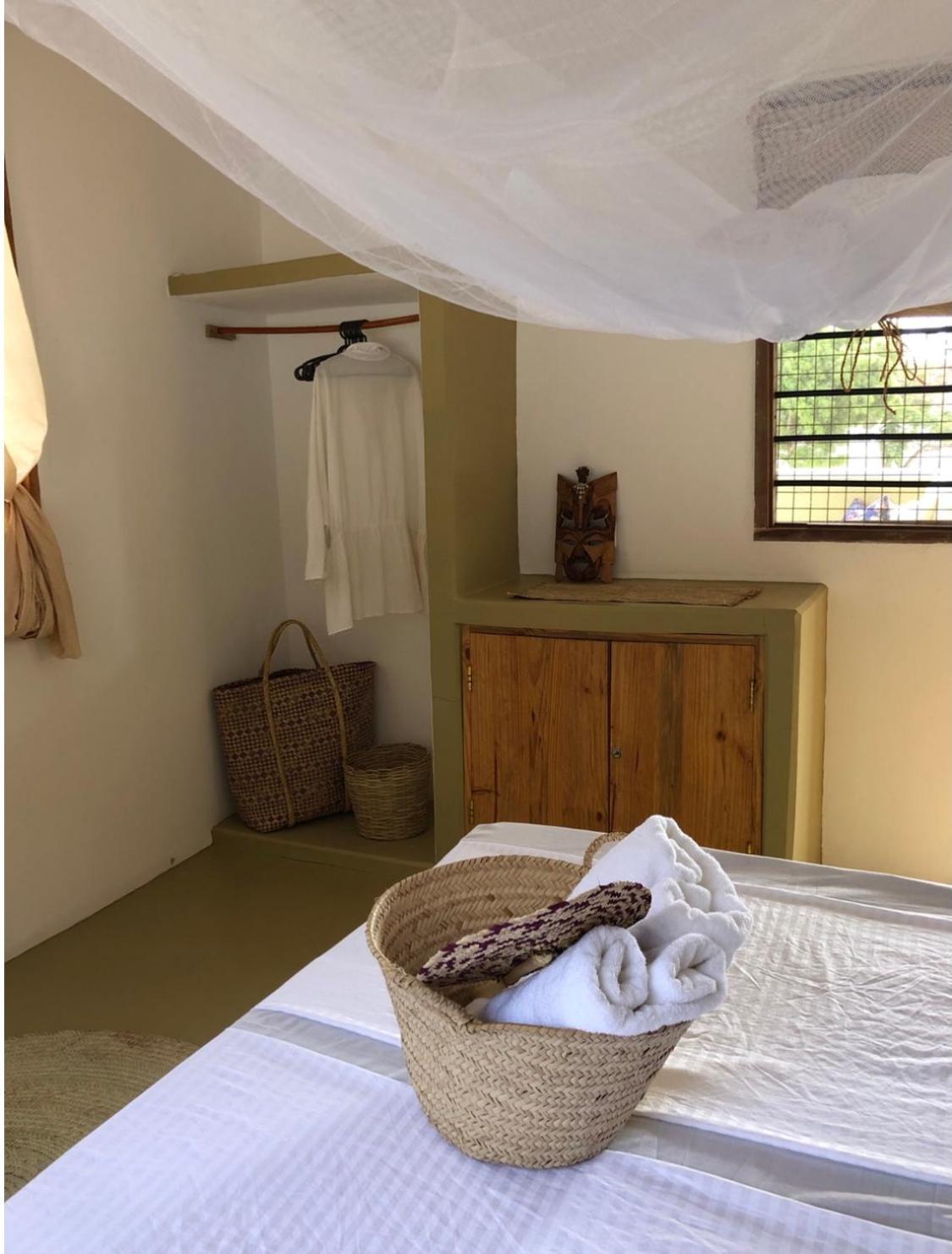 Mlango Paje House II Bed and Breakfast Buitenkant foto
