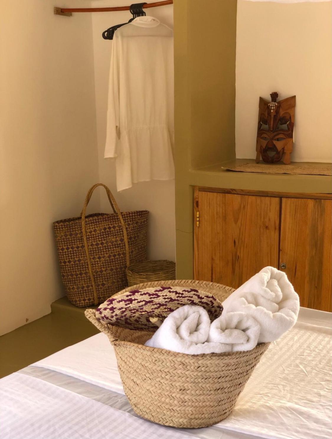 Mlango Paje House II Bed and Breakfast Buitenkant foto
