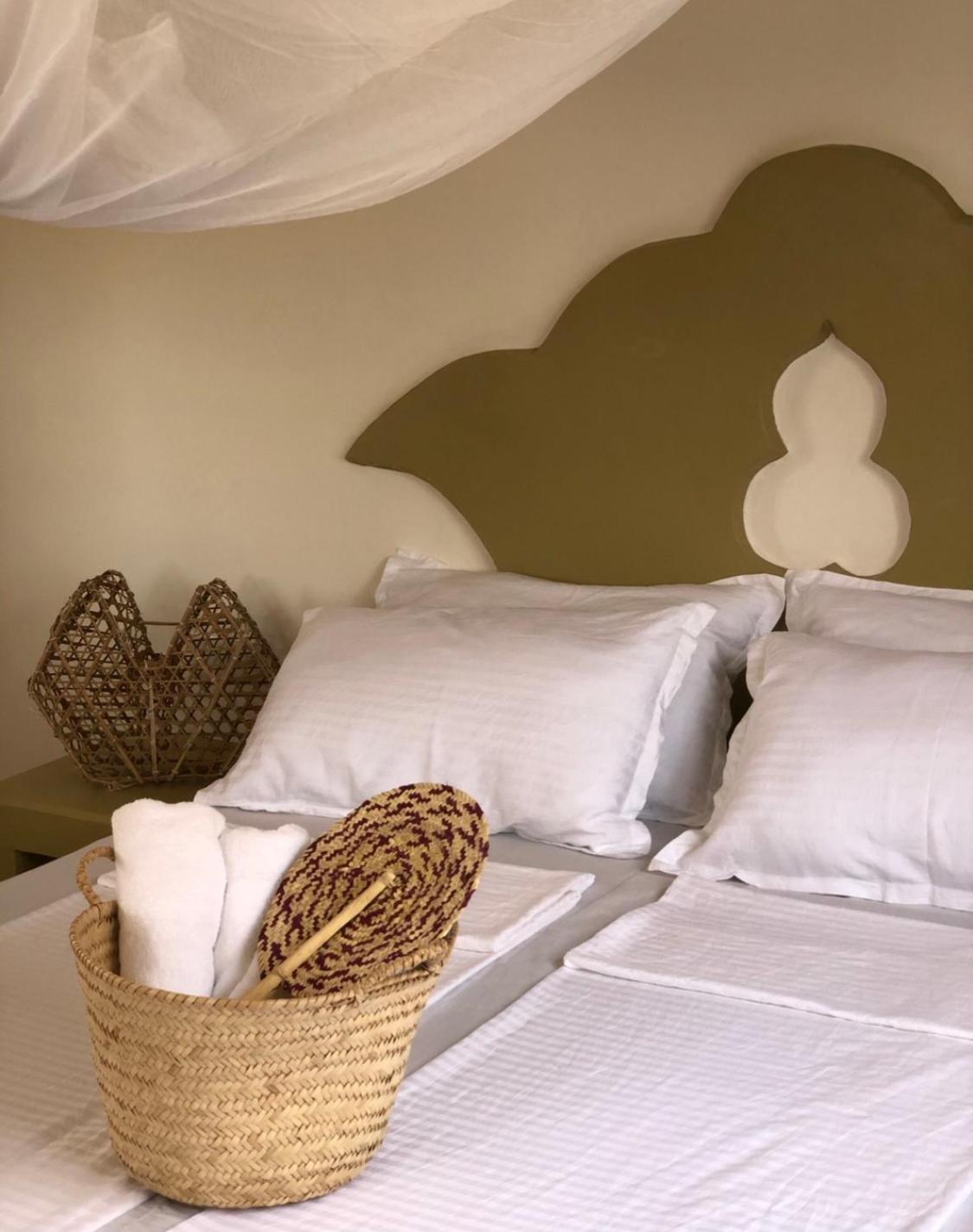 Mlango Paje House II Bed and Breakfast Buitenkant foto