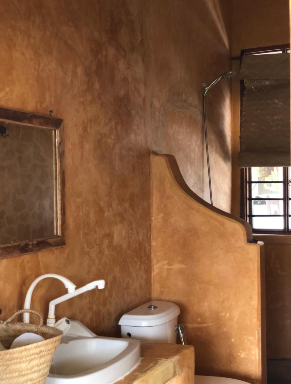 Mlango Paje House II Bed and Breakfast Buitenkant foto